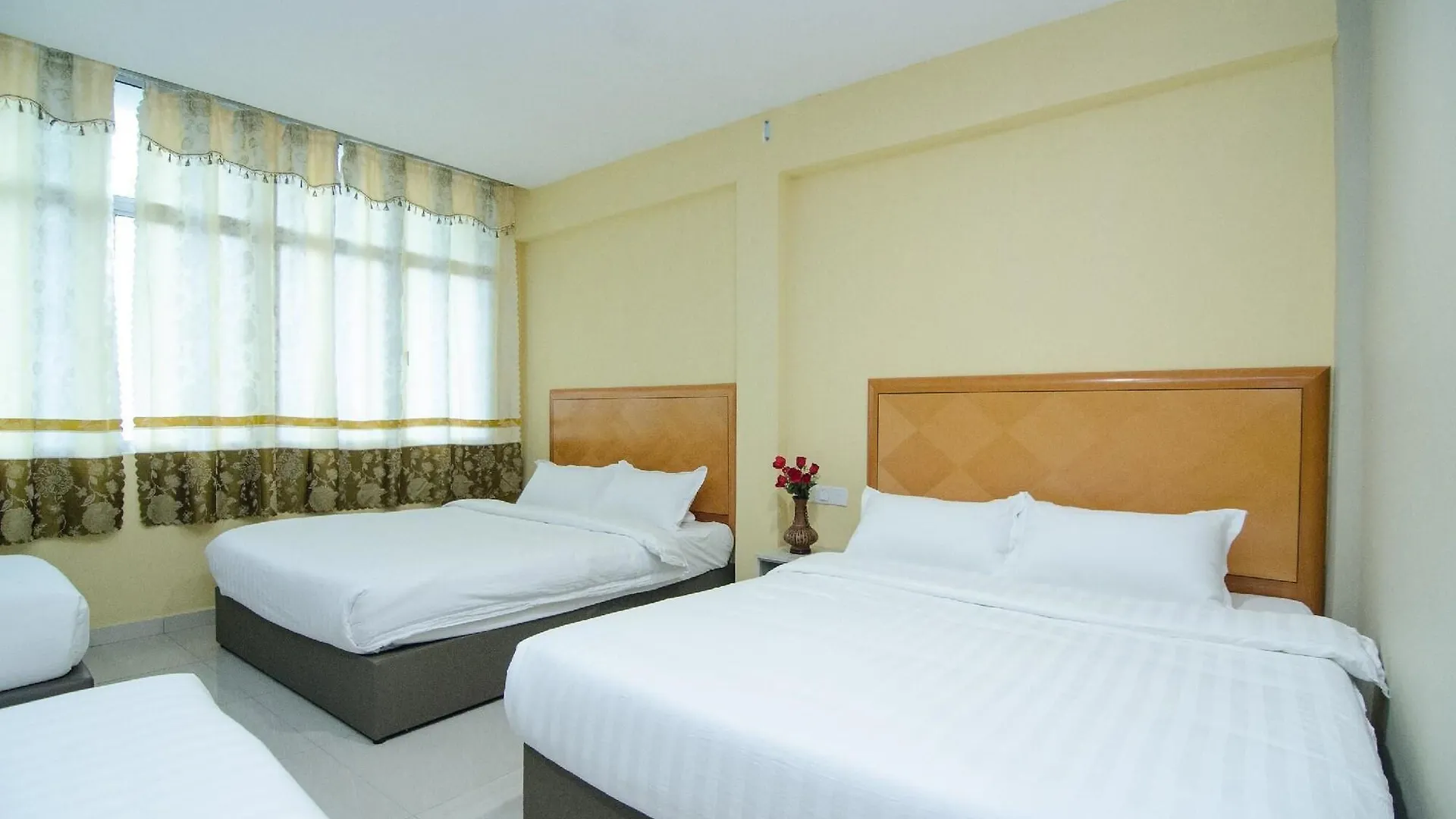 **  Oyo 338 Hotel Raja Bot Kuala Lumpur Malaysia