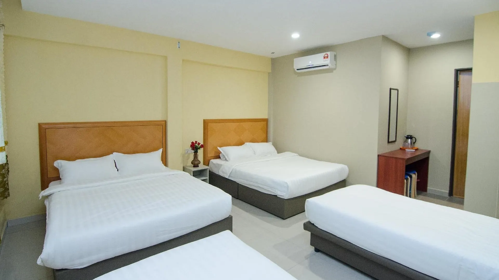 Oyo 338 Hotel Raja Bot Kuala Lumpur Malaysia