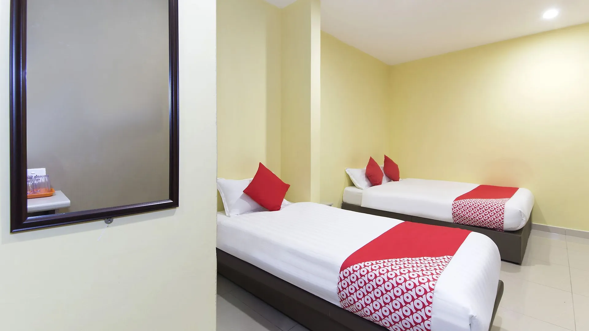 Oyo 338 Hotel Raja Bot Kuala Lumpur 2*,  Malaysia